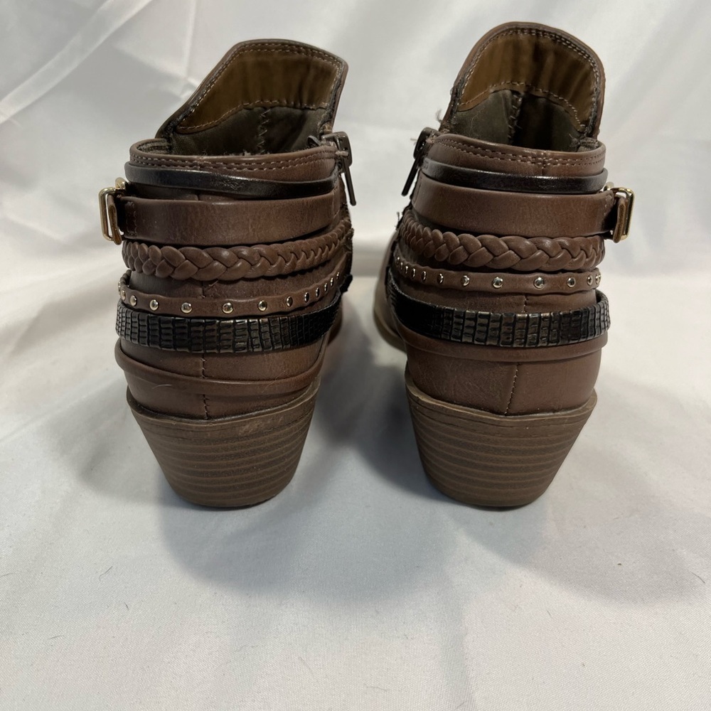 SO Brown Heeled Booties - Picture 5 of 11